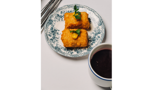 Barszcz czerwony na zakwasie z jabłkami