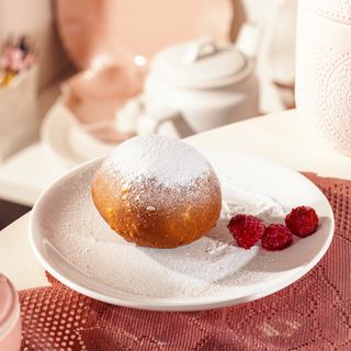 პონპონჩიკები ვანილის კრემითა და ჟოლოთი 5ც