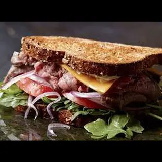 Beef Sandwich with Chips