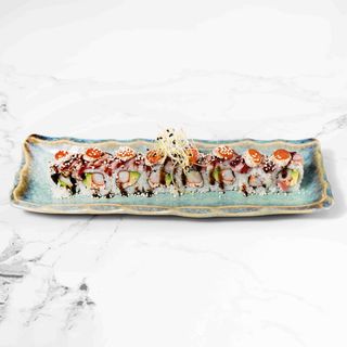 67. Uramaki Tuna Roll