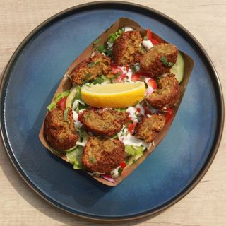 Фалафель в тарілці