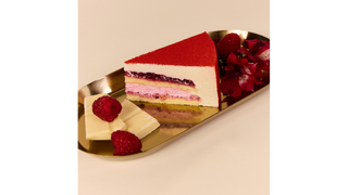 Tort Biała Czekolada Chrupiąca Malina - Porcja