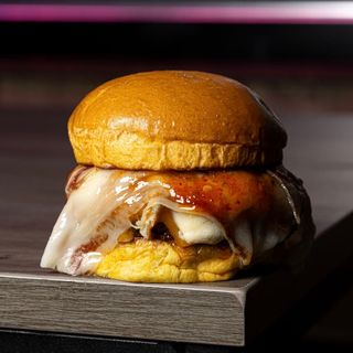 TXULA BURGER  3.0  - Mes de marzo