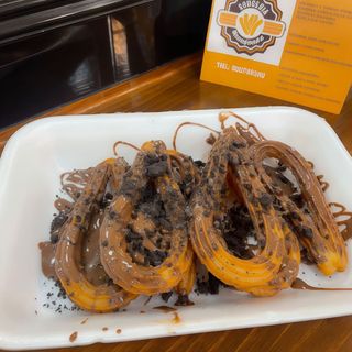 Ración de Churros con Nutella y Oreo