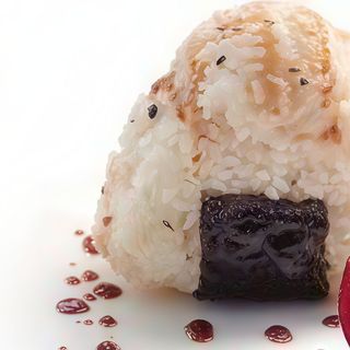 Onigiri avocado