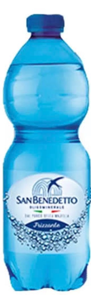 Acqua frizzante piccola