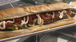 Panino con doppia salsiccia