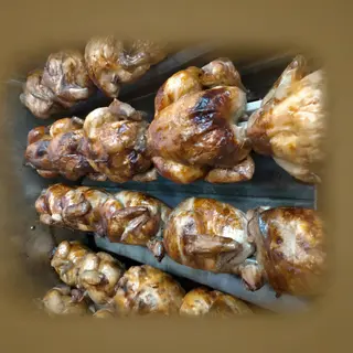 POLLO ASADO ENTERO