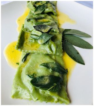 Ravioli Ricotta & Spinach Filling (V)