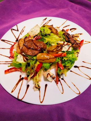 Салат з курячої печінки ( 250г)