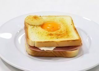 Sándwich Mixto Con Huevo