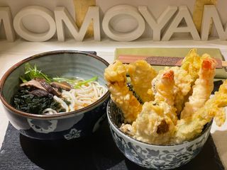 Udon soup tempura