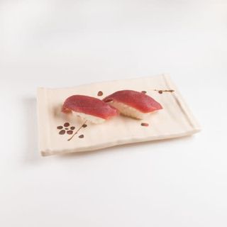 Nigiri de Atún  ( 2 uds )