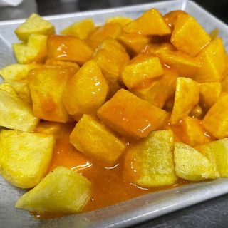  patatas bravas