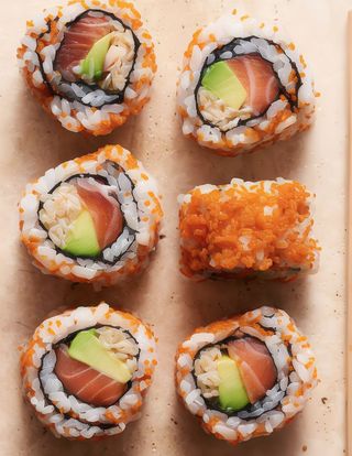 Uramaki california roll (8 pzs.)