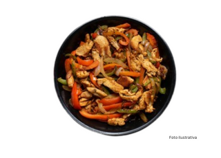 78 Pollo Con Verduras Variadas