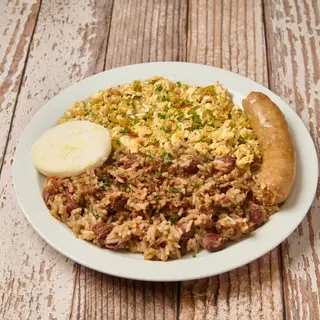 Calentao De Frijoles Con Huevos Pericos Y Chorizo