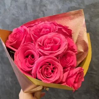 Bouquet 10 roses fushia