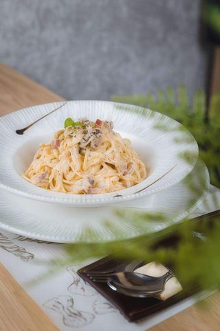 Pasta Carbonara + Coca-Cola