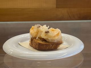 Cicchetto di gamberi in saor