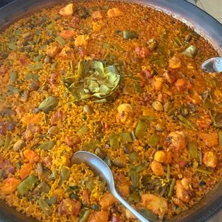 Paella Valenciana (2 Personas)