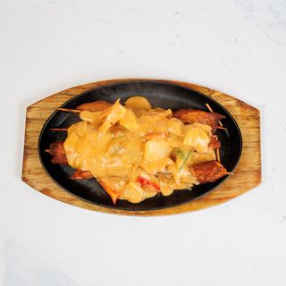 Tie pan pileći ražnjići s kikiriki umakom