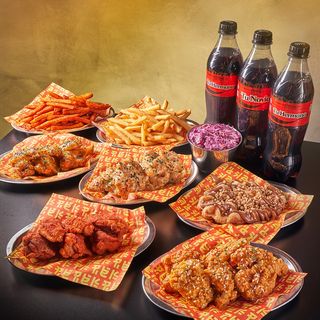 Menú 12 Tenders + 12 alitas + postre para 4