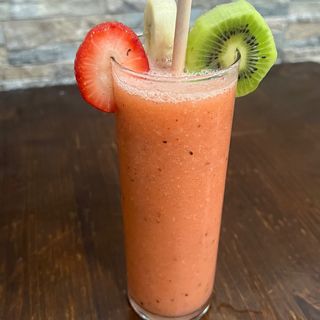 Zumo cóctel de frutas 