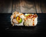 California Pollo Frito y Aguacate (8 Piezas)