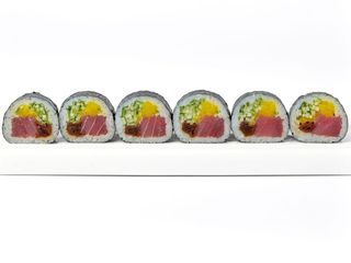 Futomaki Tuńczyk 6 szt. (180g)