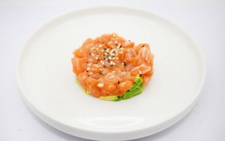 154-Tartare salmone