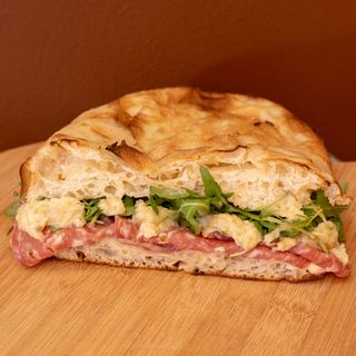 Schiacciata Siena (schiacciate toscane-cottura su pietra)