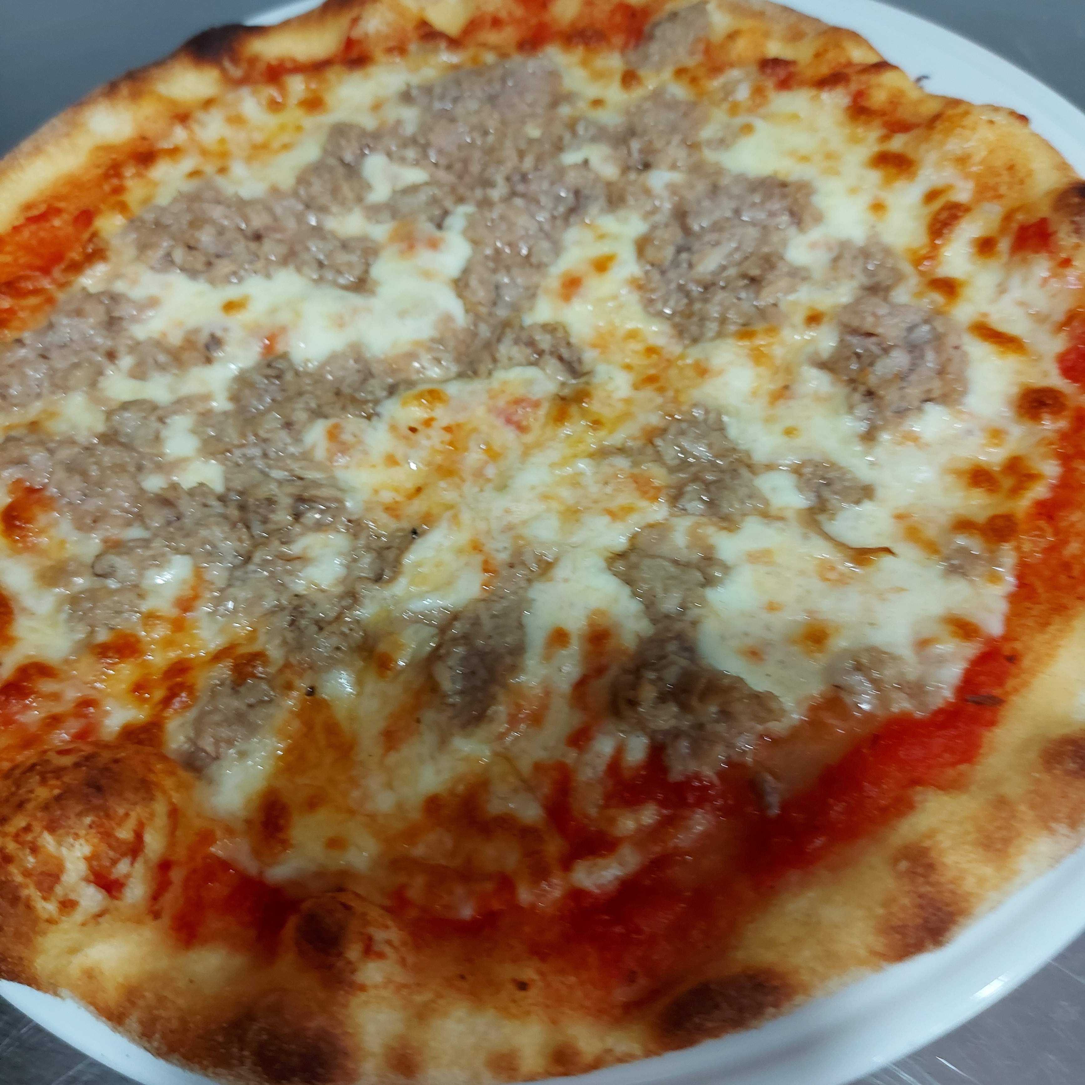 8 Pizza De Atún (26 Cm.)