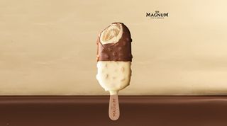 Magnum® Stecco Nocciola Remix (bianco e nero nocciola)