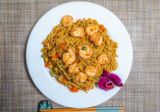 tallarines frito con gambas