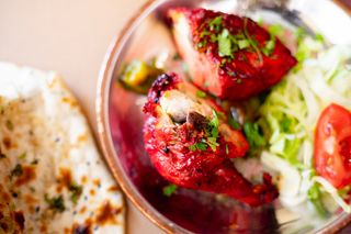 APERITIVO POLLO TANDOOR