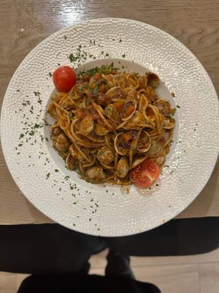 Spagetti s vongolama + gratis piće