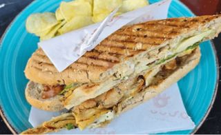 Caesar sendvič 300 gr