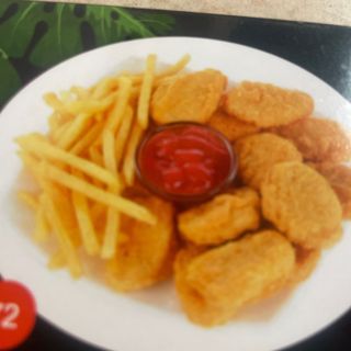 72. Nuggets De Pollo Y Patatas (5 Uds.)