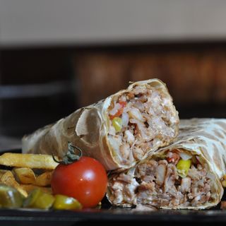 შაურმა ქათმის ხორცით სუპერი 