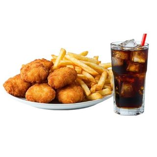 6 Nuggets de Pollo Con Patatas y Bebida