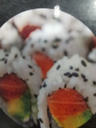 Uramaki De Salmón Y Aguacate (8 Uds.)