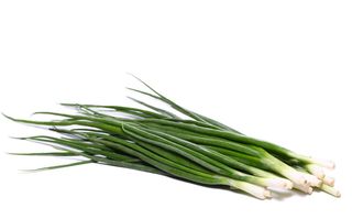 Лук Зеленый (за 100 Гр.)