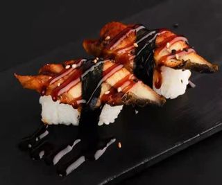 38. Nigiri De Anguila (3 Uds.)