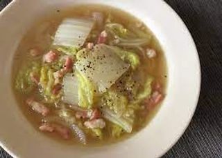 Cavolo cinese in brodino