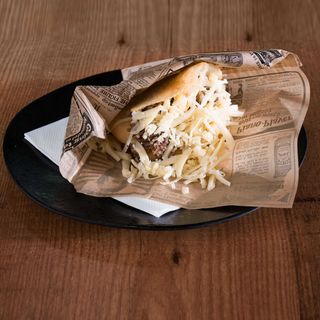 Arepa De Mechada