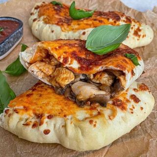 Calzone De Pollo (Grande)
