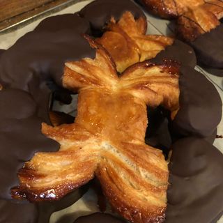 Mariposas De Hojaldre Con Chocolate