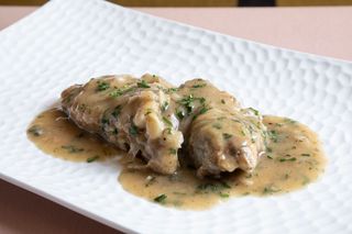 Manitas De Ministro En Salsa Verde