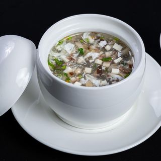  西湖牛肉汤 一人份 Sopa Xi-Hu de ternera (1 persona)